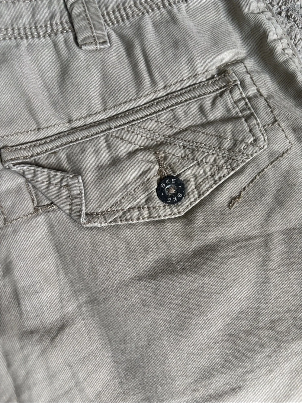 BKE Men's Flat Front Shorts in Light Khaki